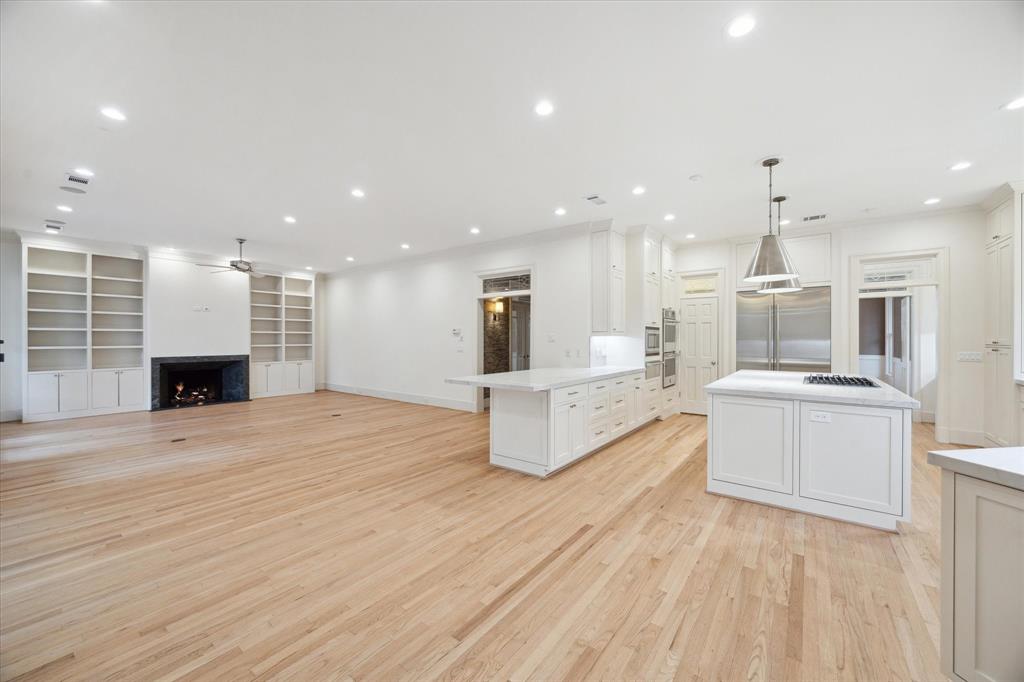 3707 Jardin Street
