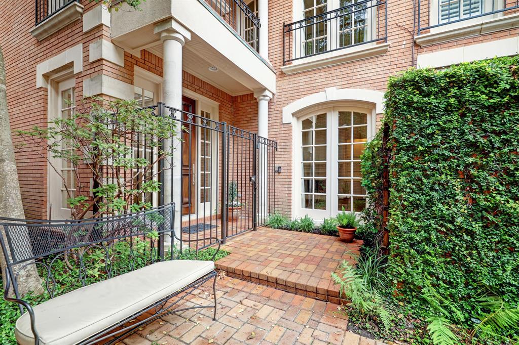 2314 Mimosa Drive