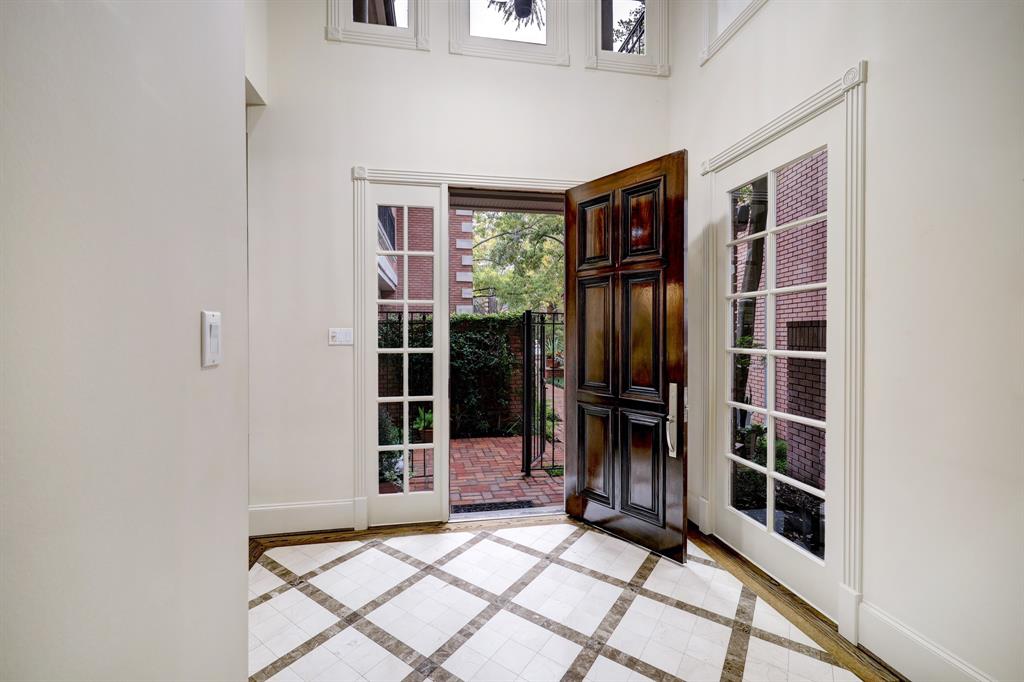 2314 Mimosa Drive