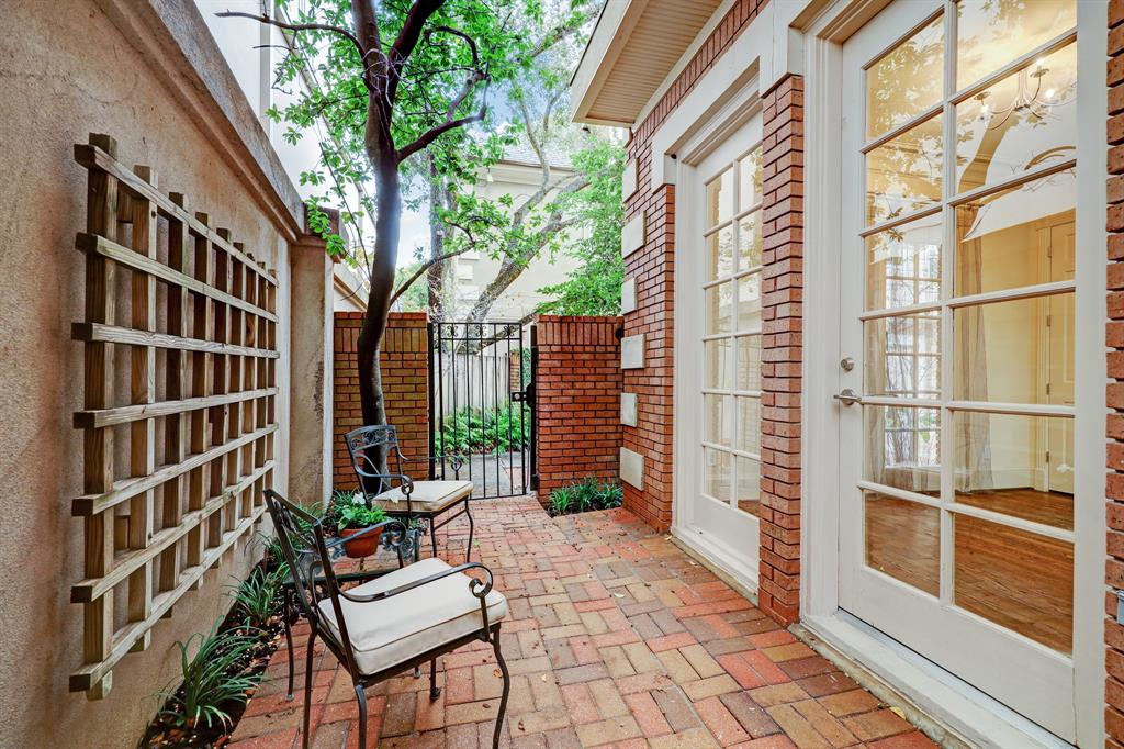 2314 Mimosa Drive