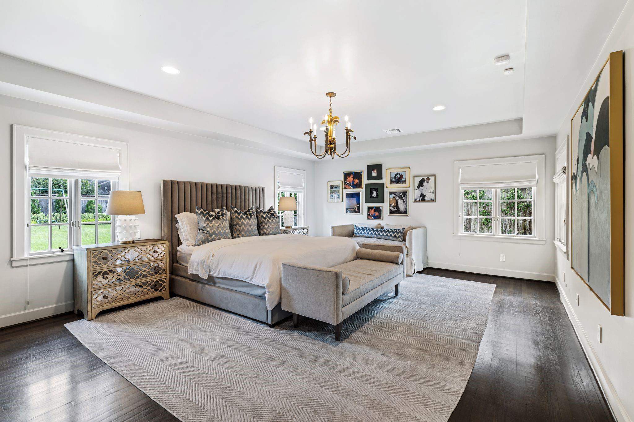 5672 Cedar Creek Drive