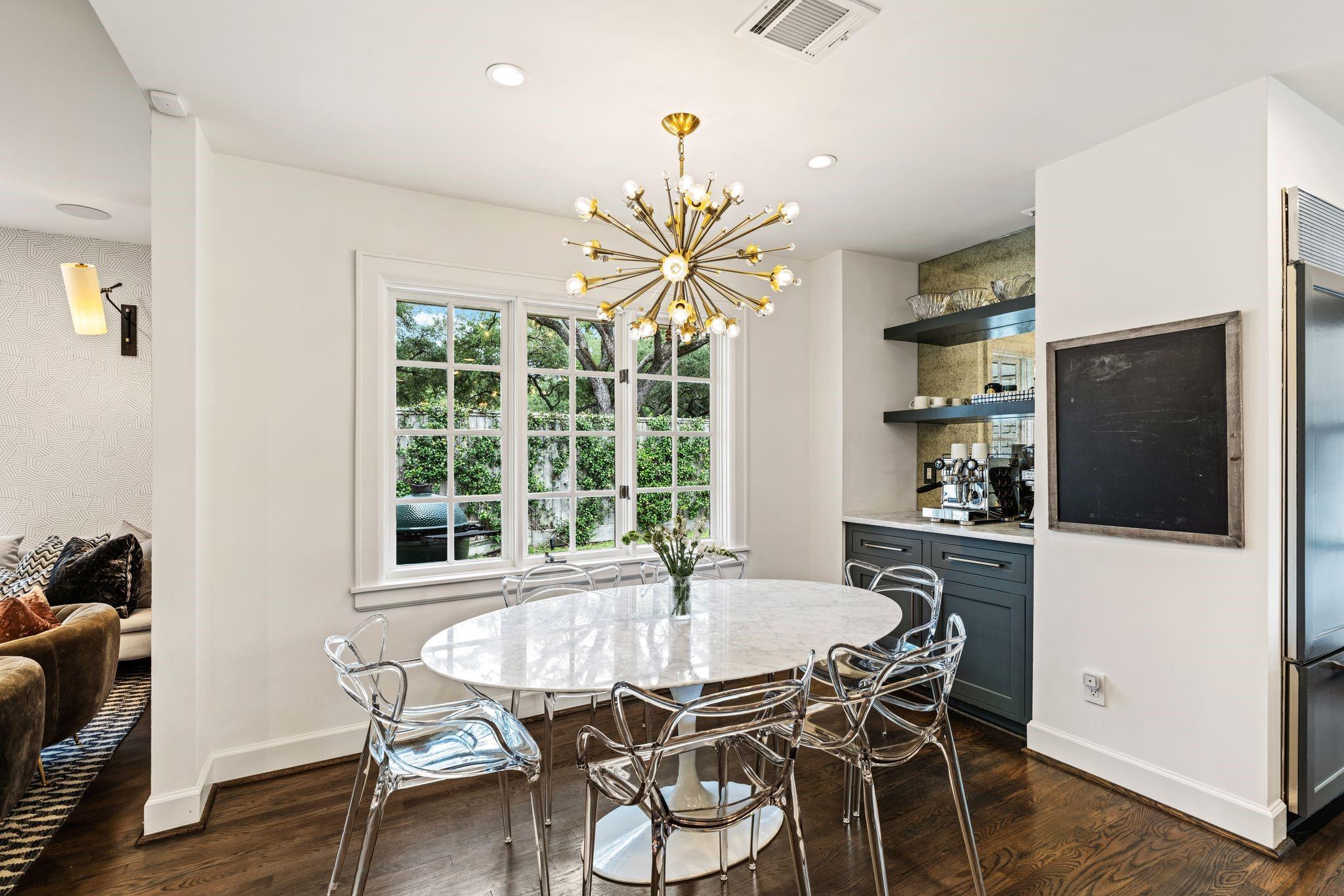 5672 Cedar Creek Drive