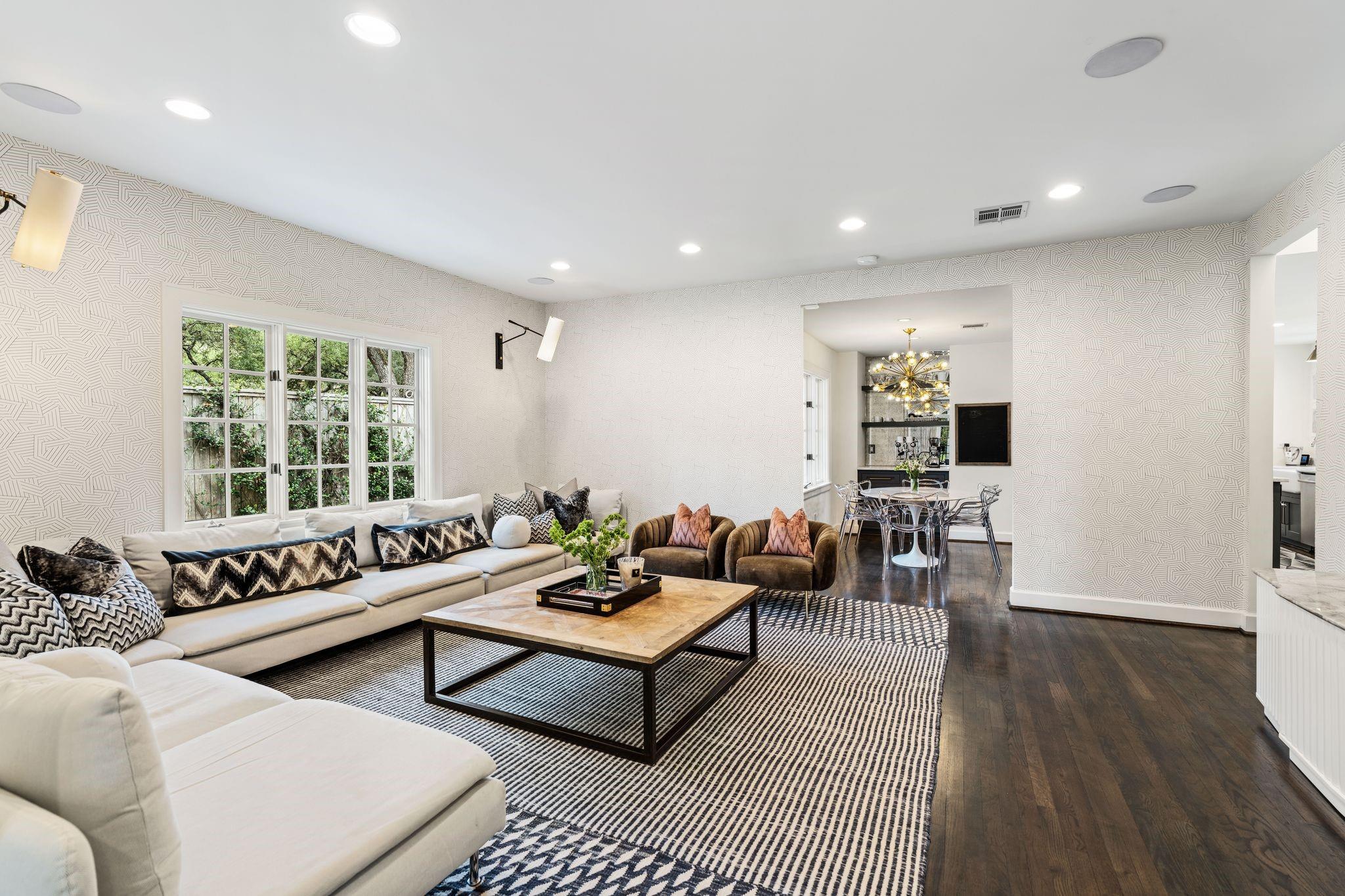 5672 Cedar Creek Drive