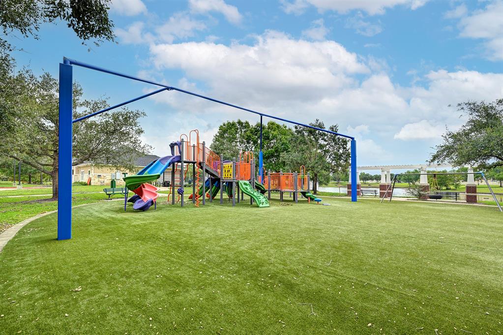 5703 Windy Knoll Lane