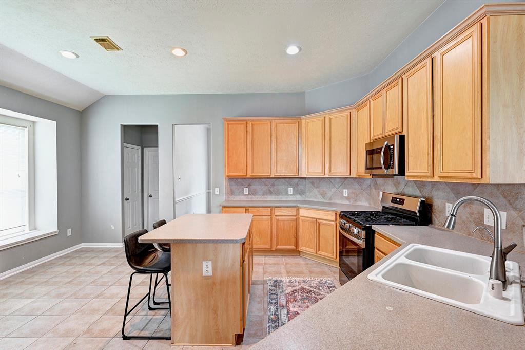 5703 Windy Knoll Lane