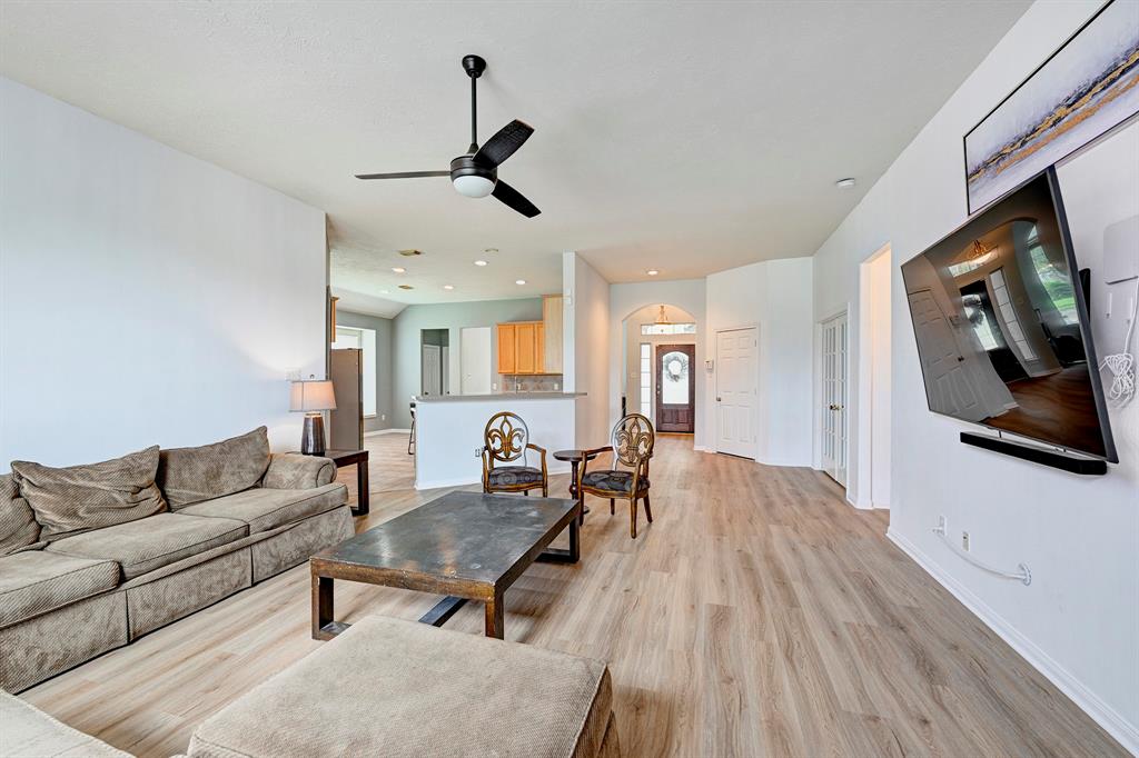 5703 Windy Knoll Lane