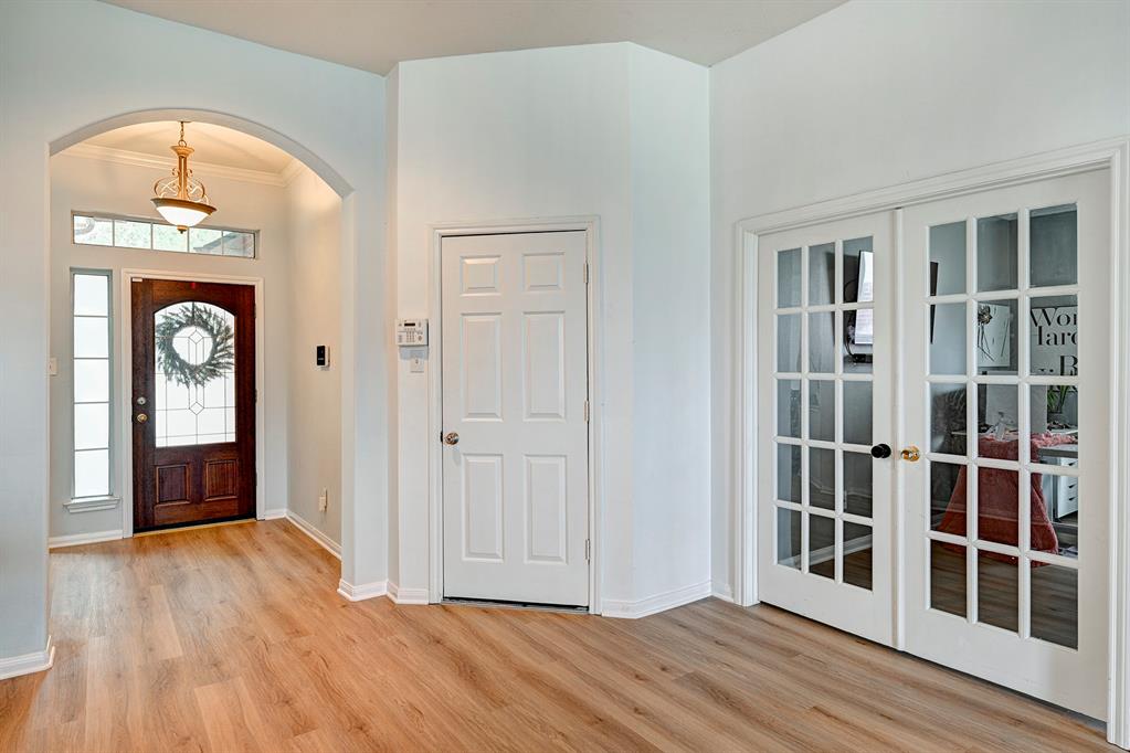 5703 Windy Knoll Lane