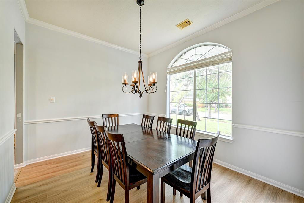 5703 Windy Knoll Lane