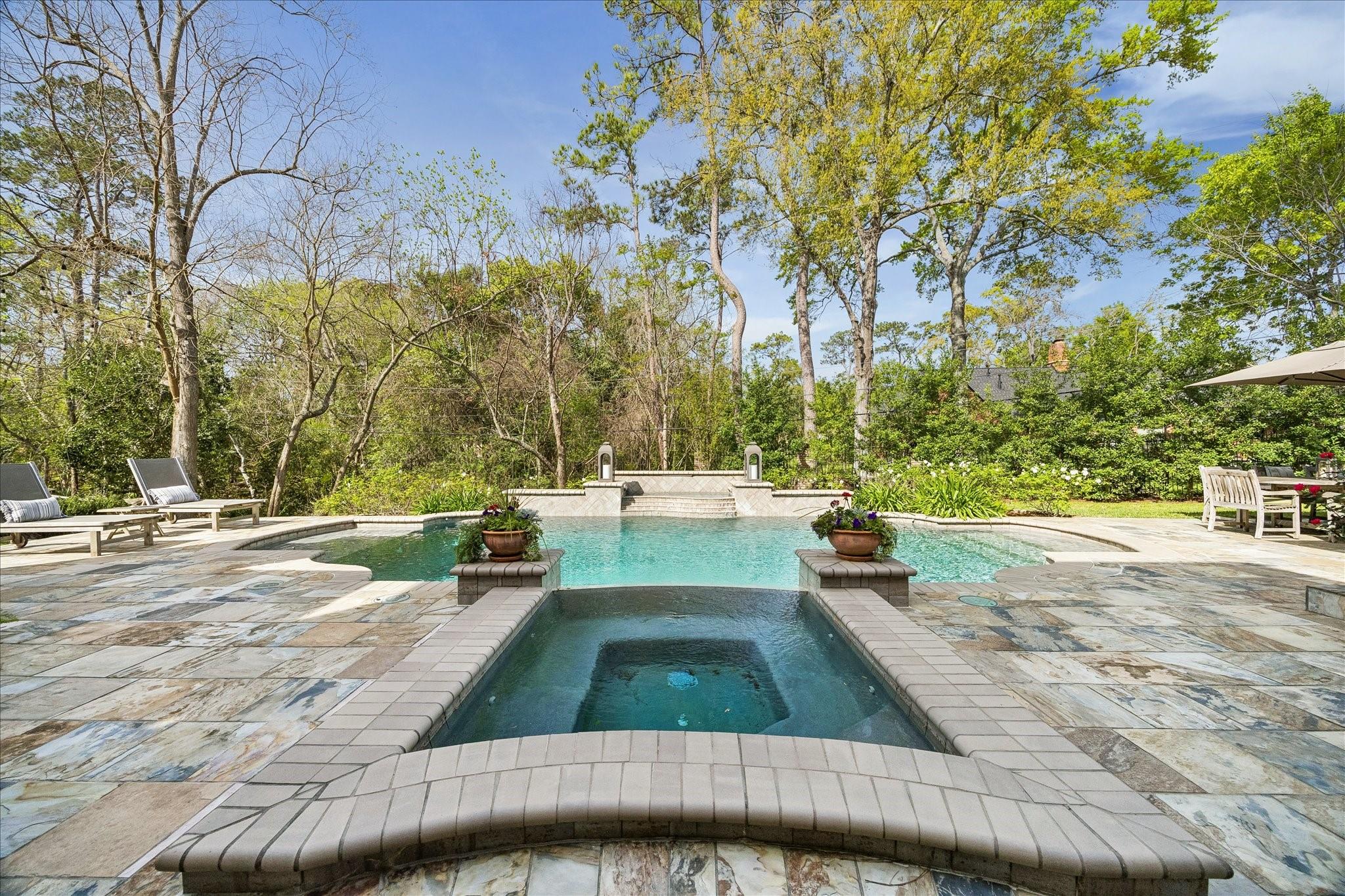 107 Willowend Drive