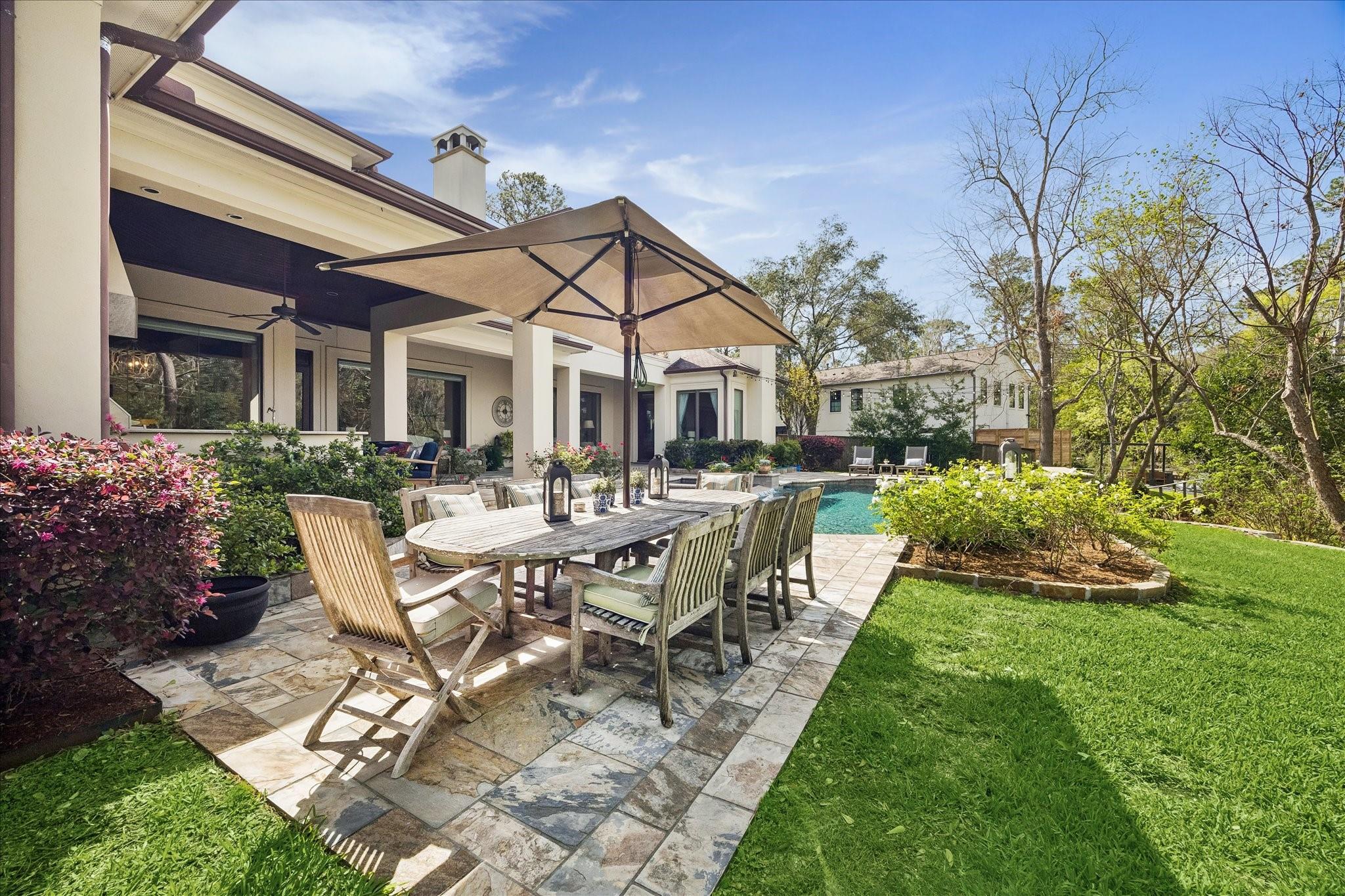 107 Willowend Drive
