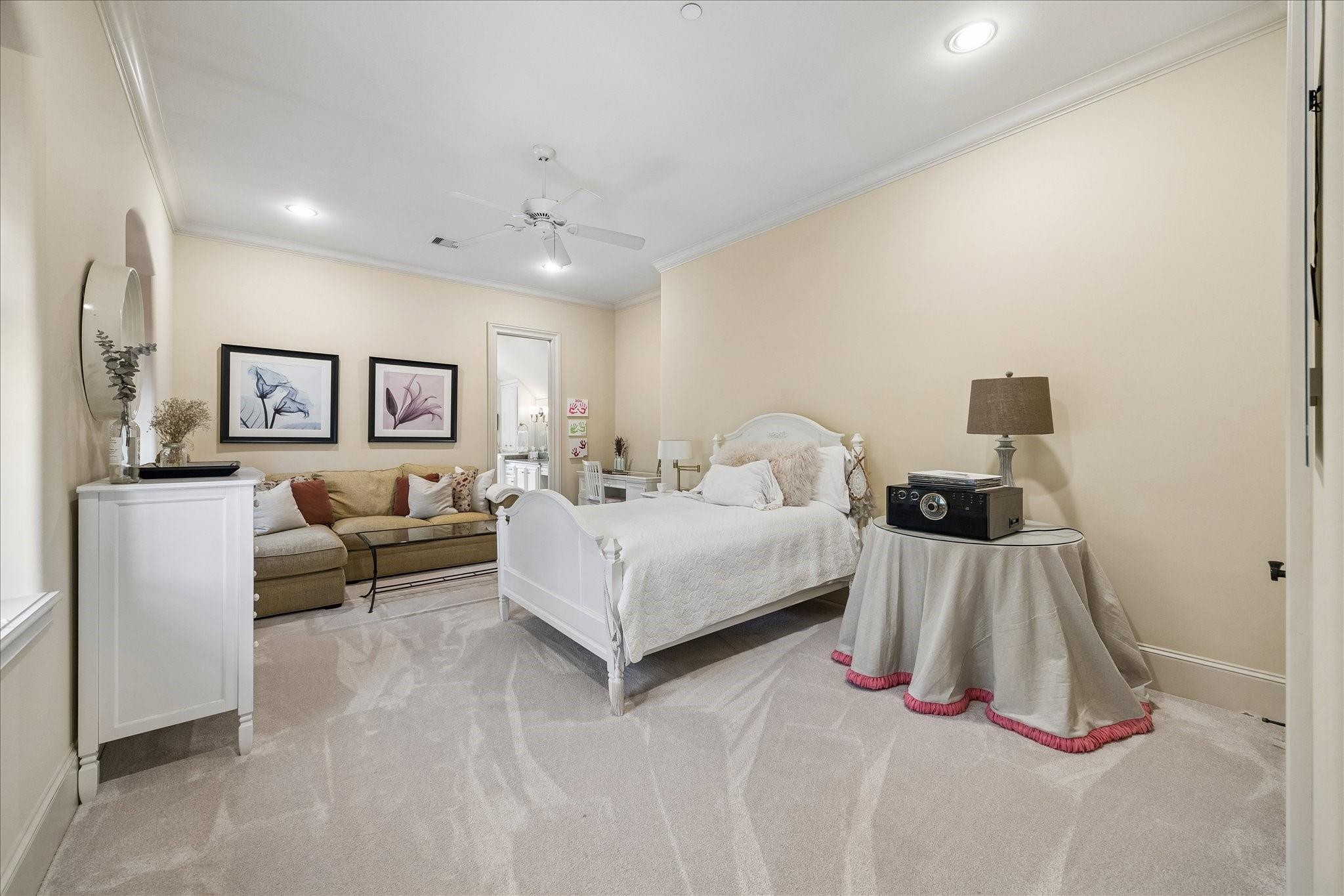 107 Willowend Drive