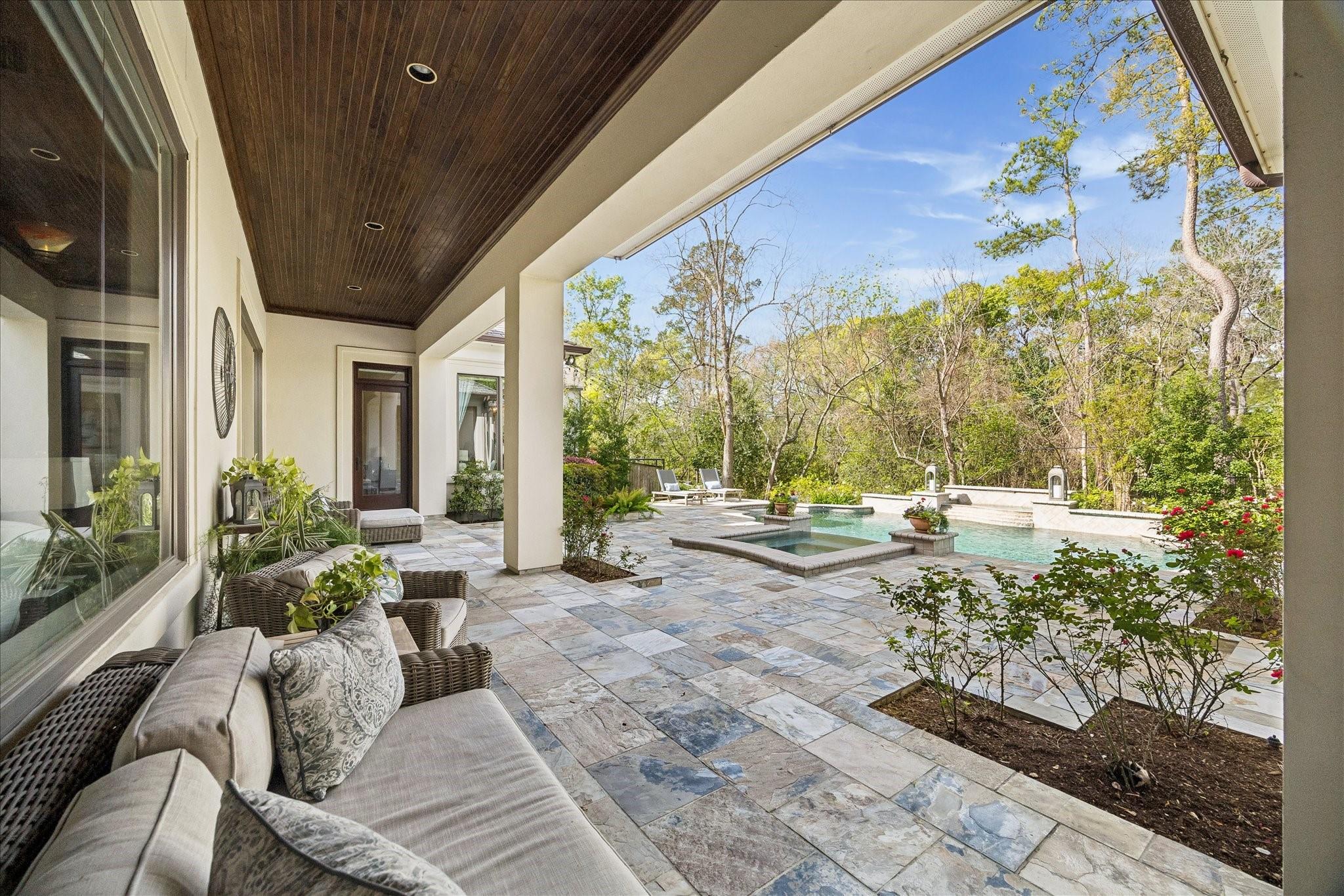 107 Willowend Drive