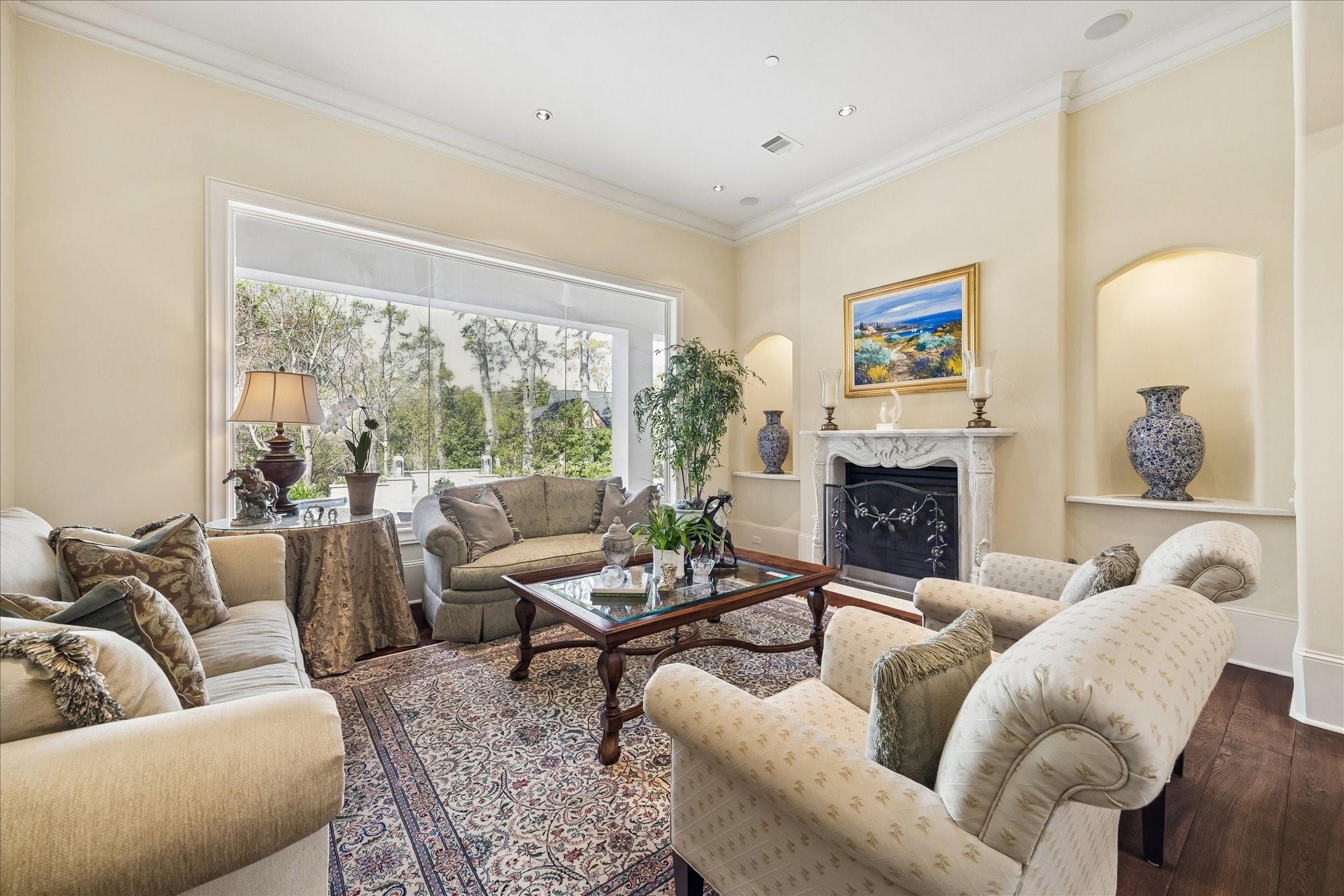 107 Willowend Drive