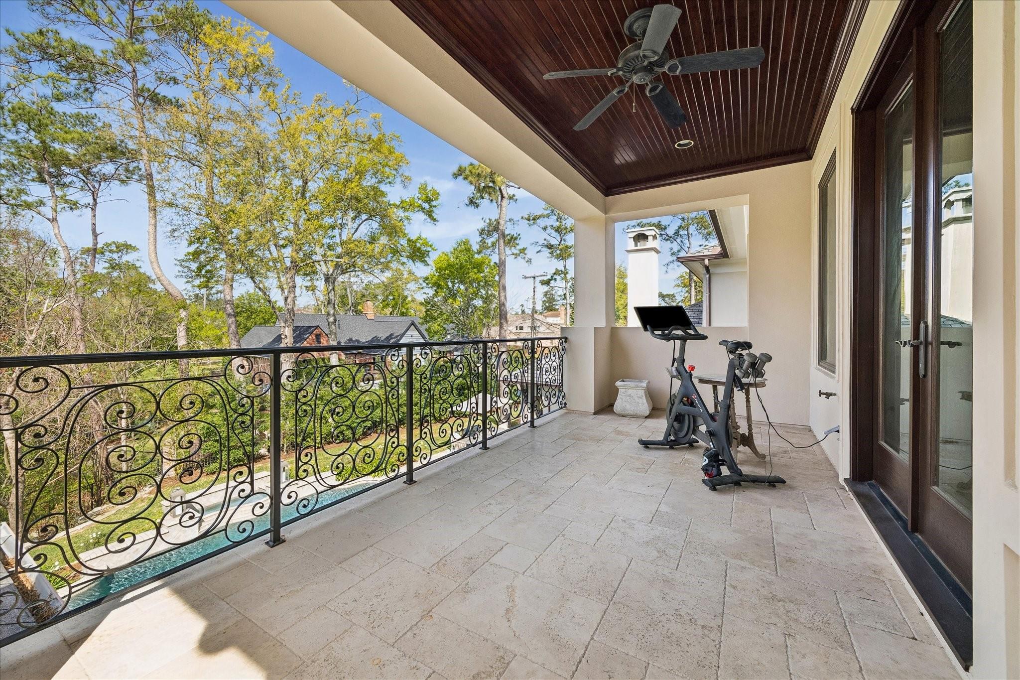 107 Willowend Drive