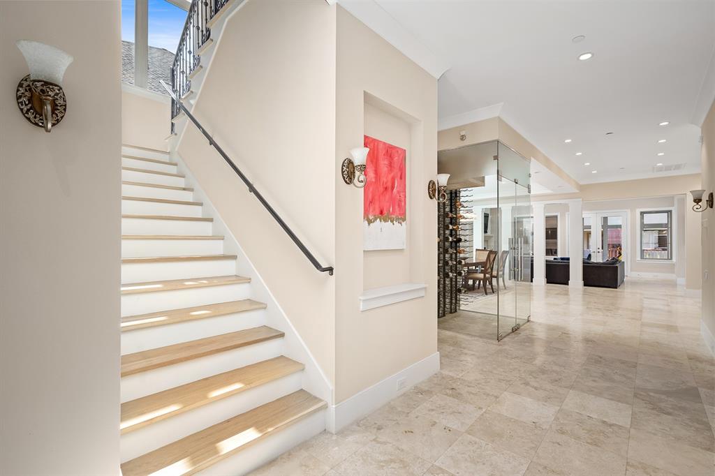 4625 Cedar Oaks Lane