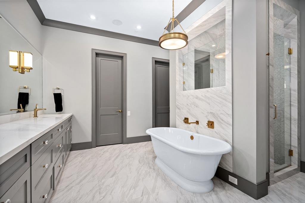 4625 Cedar Oaks Lane