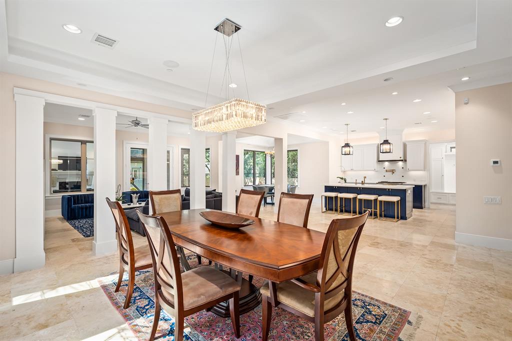 4625 Cedar Oaks Lane