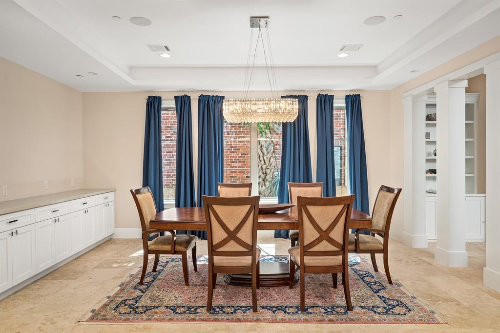 4625 Cedar Oaks Lane