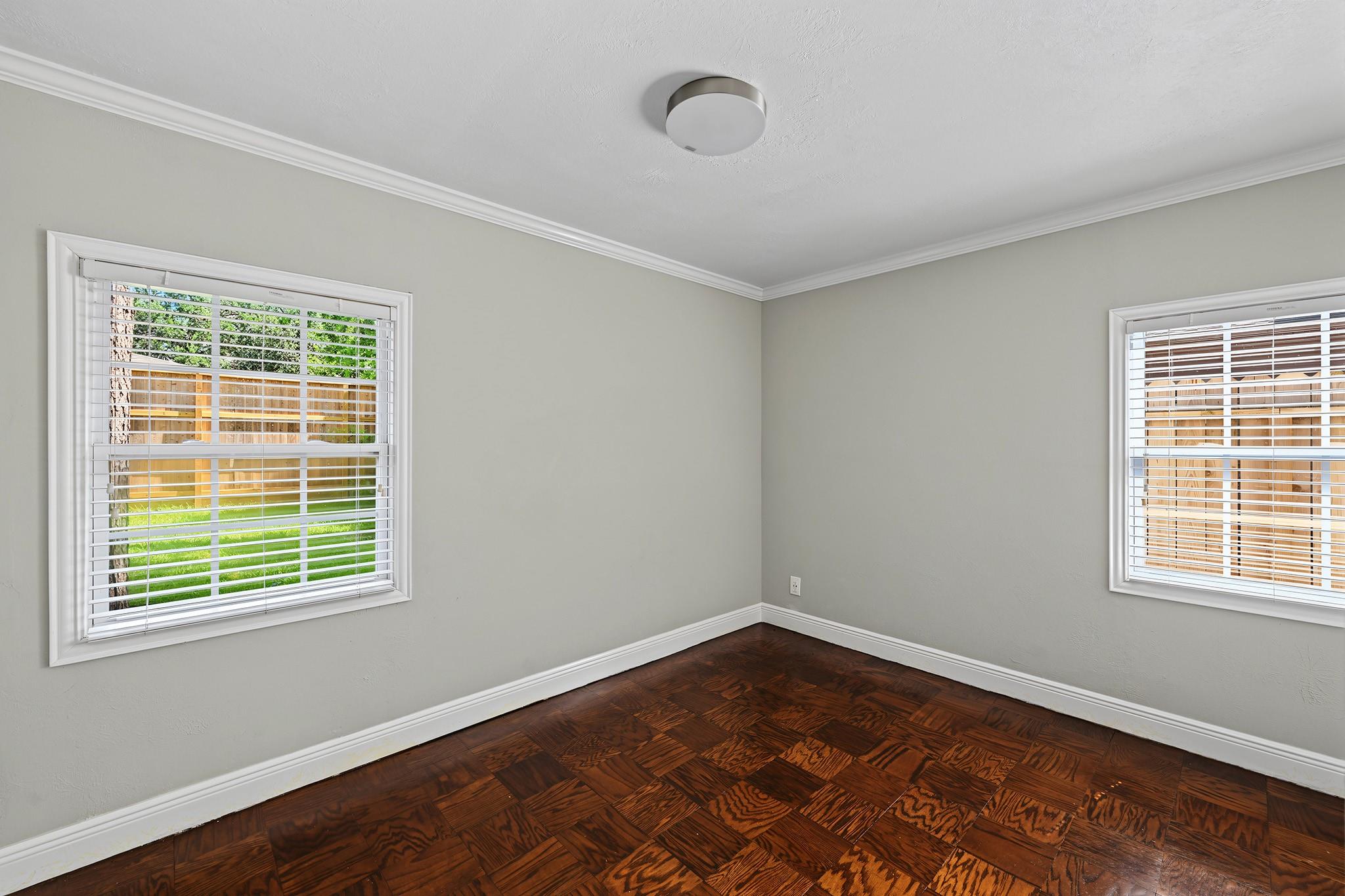 5202 Nina Lee Lane