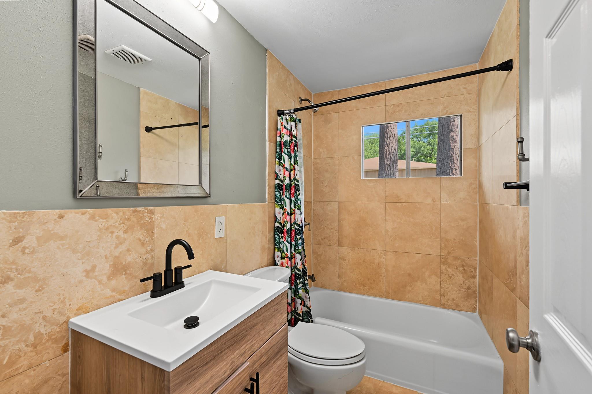 5202 Nina Lee Lane