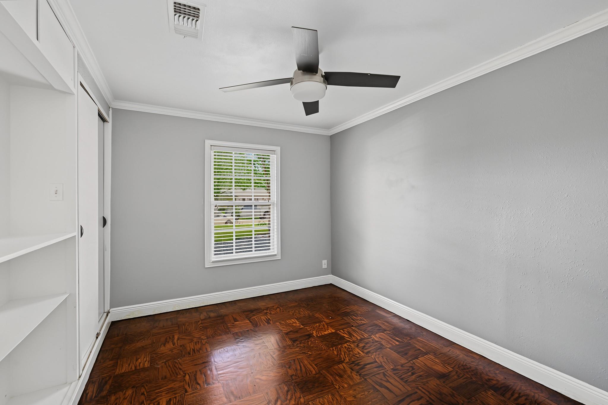 5202 Nina Lee Lane