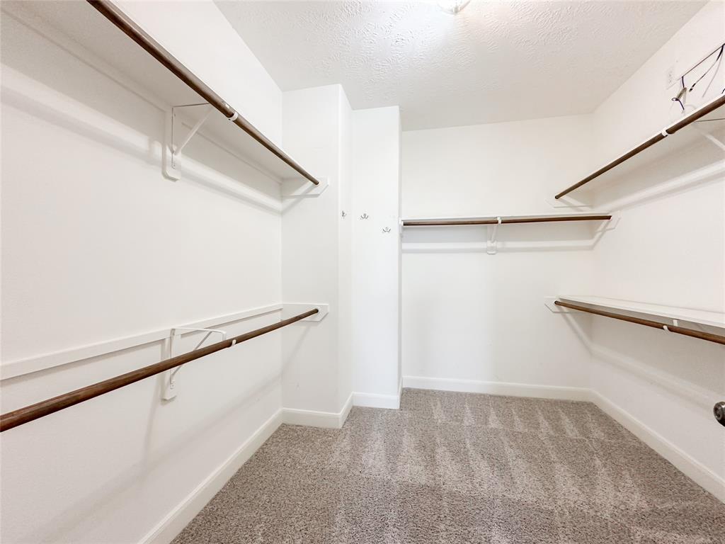 1727 Stacy Crest