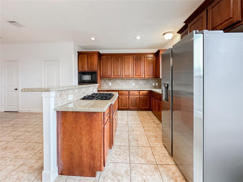 1727 Stacy Crest