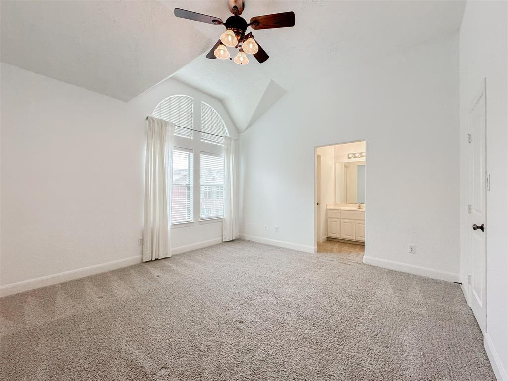 1727 Stacy Crest