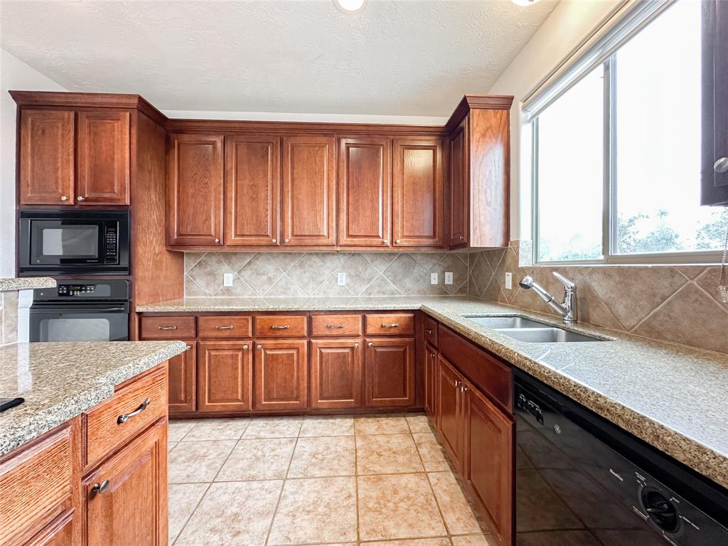 1727 Stacy Crest