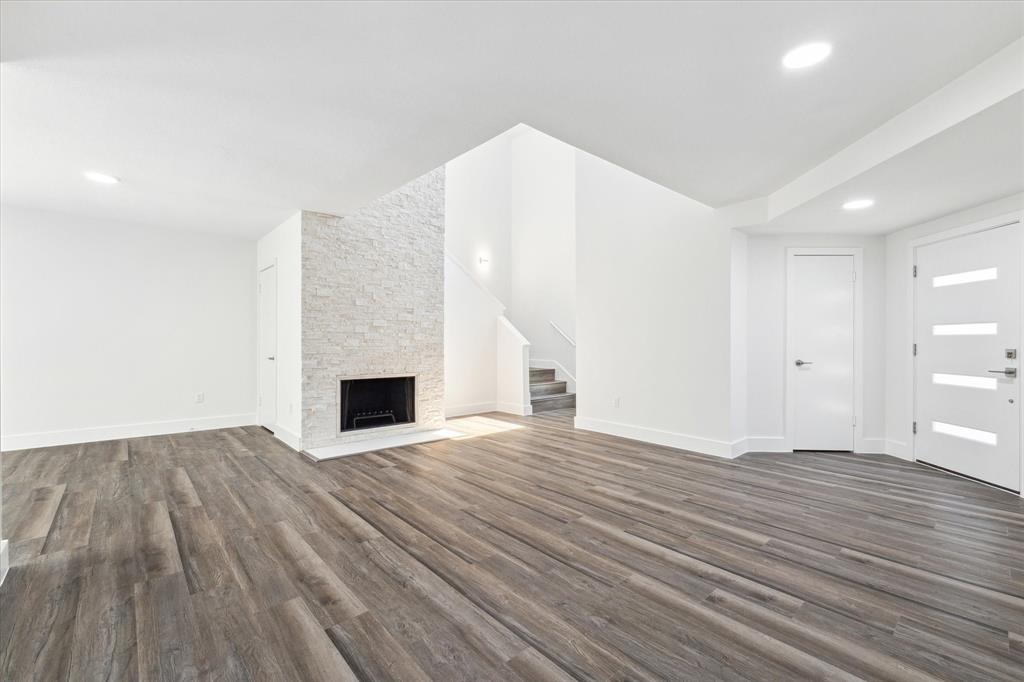 1809 Potomac Drive # C