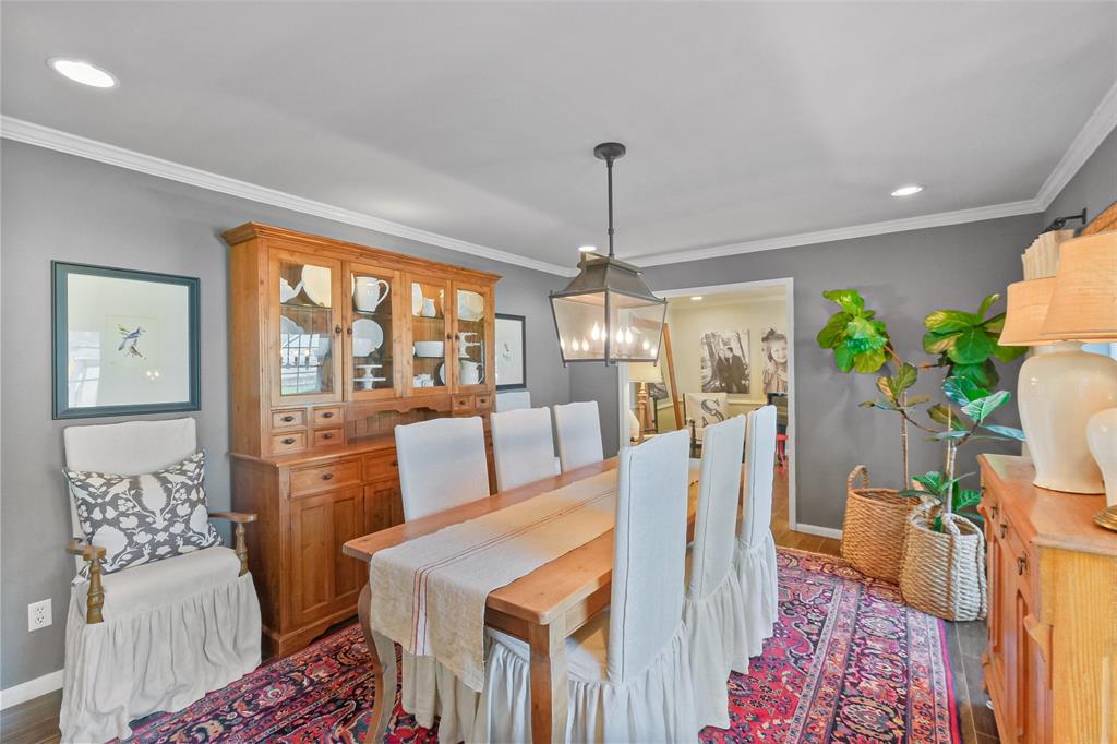 883 Glenchester Drive