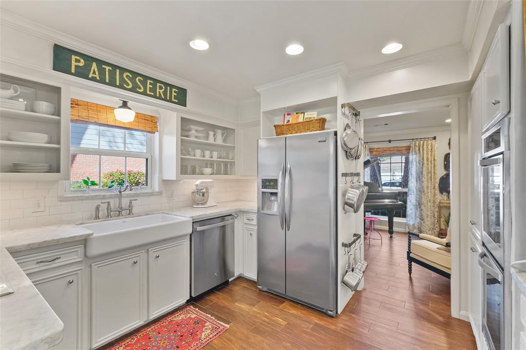 883 Glenchester Drive