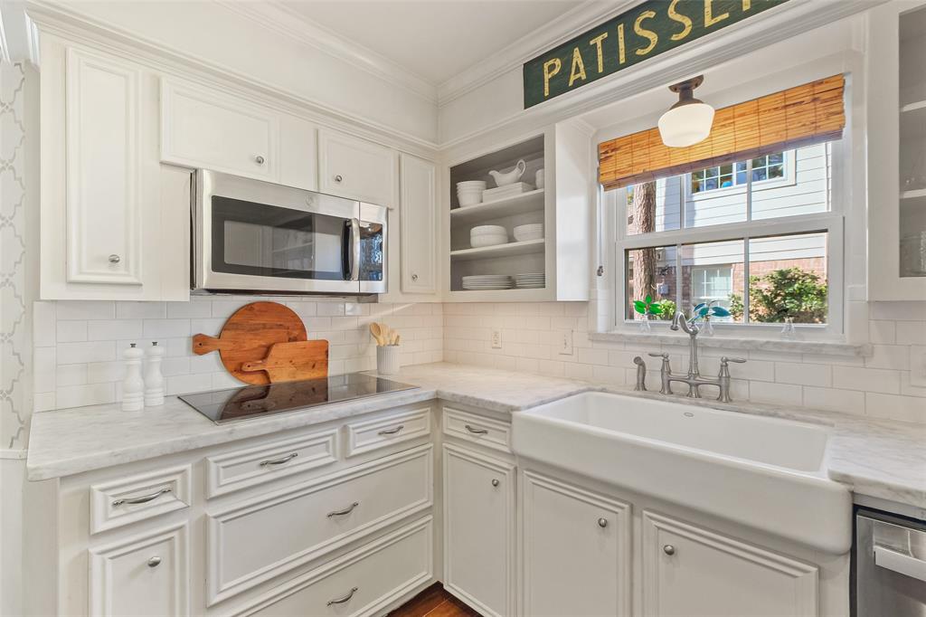 883 Glenchester Drive