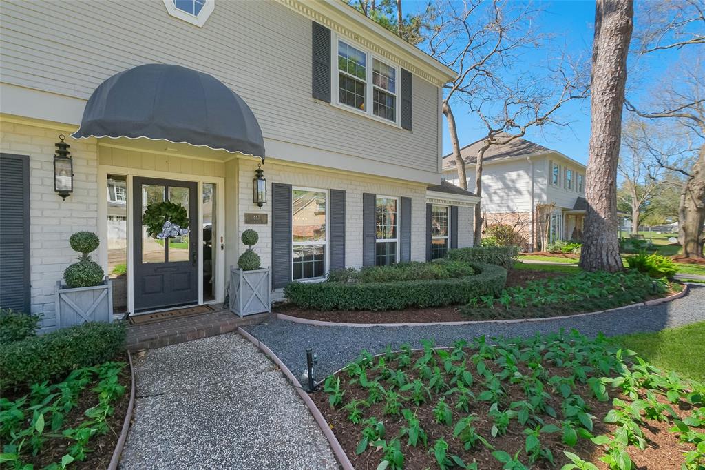 883 Glenchester Drive
