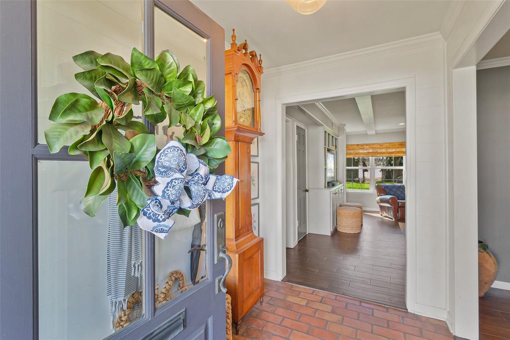 883 Glenchester Drive
