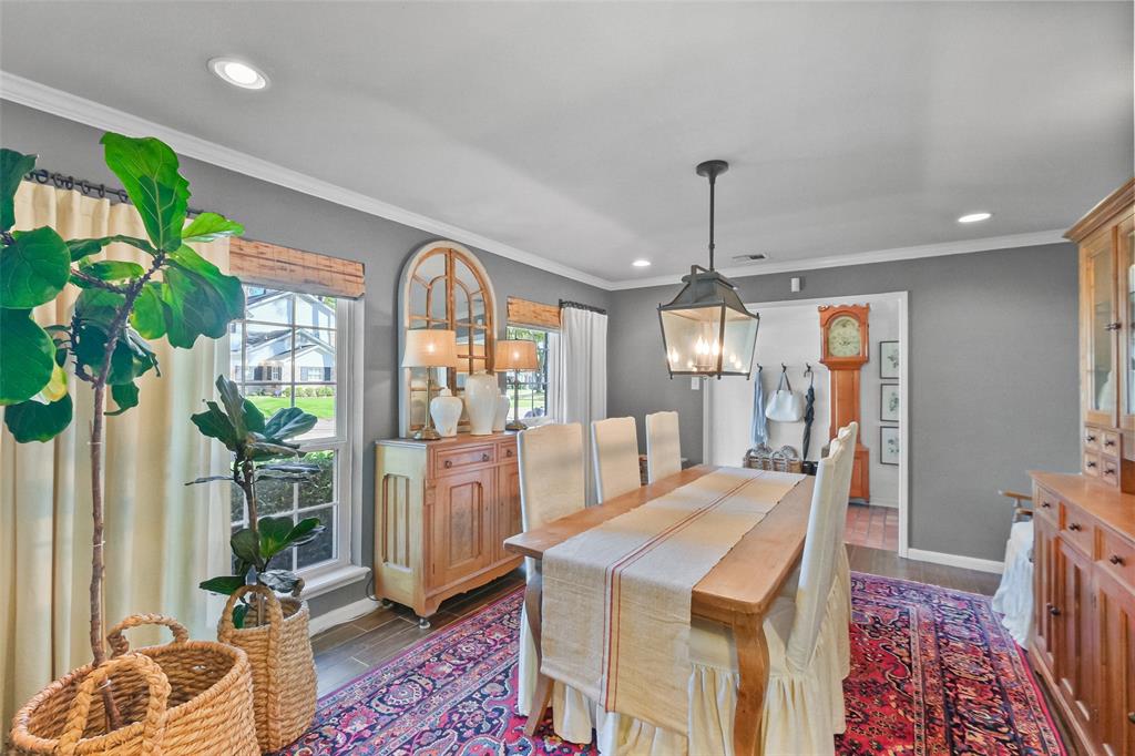 883 Glenchester Drive