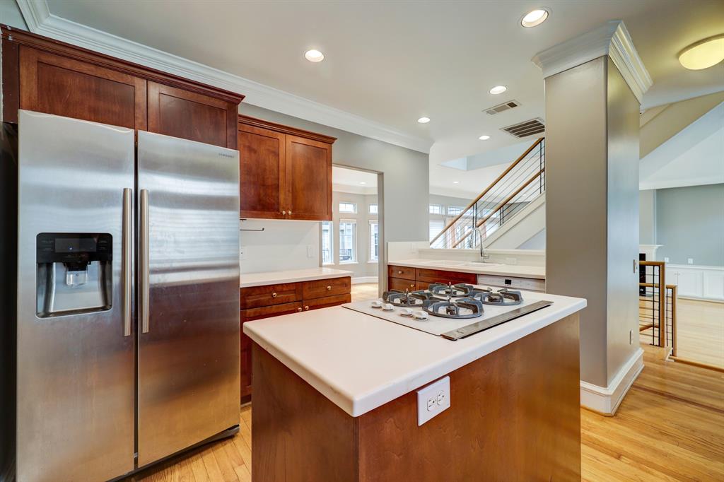 1106 Jackson Boulevard # B