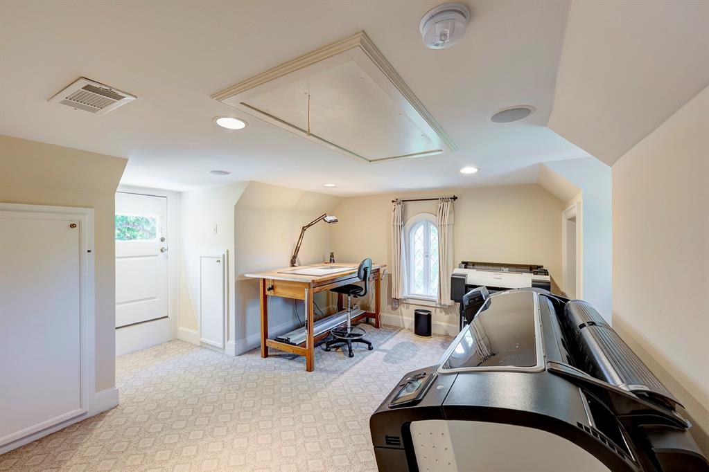 5302 Institute Lane