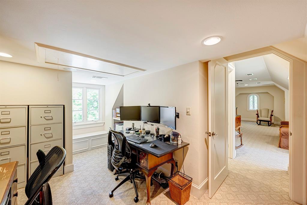 5302 Institute Lane