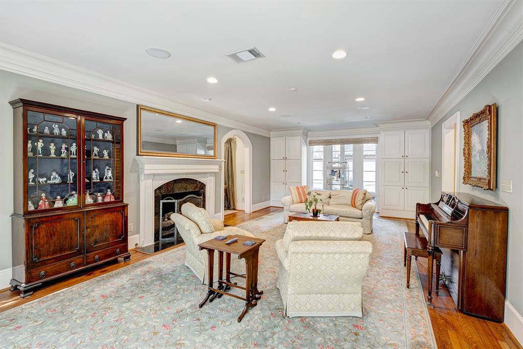 5302 Institute Lane