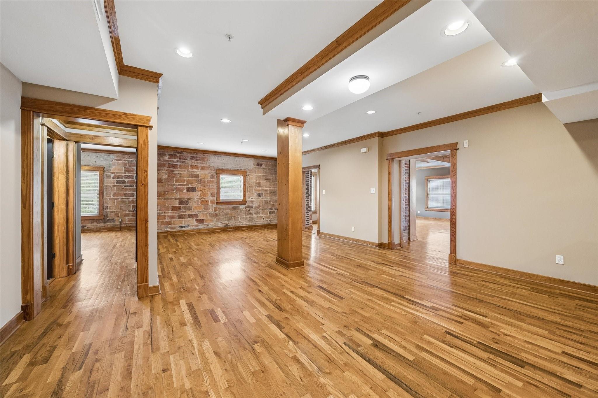 215 W Norma Street # 302