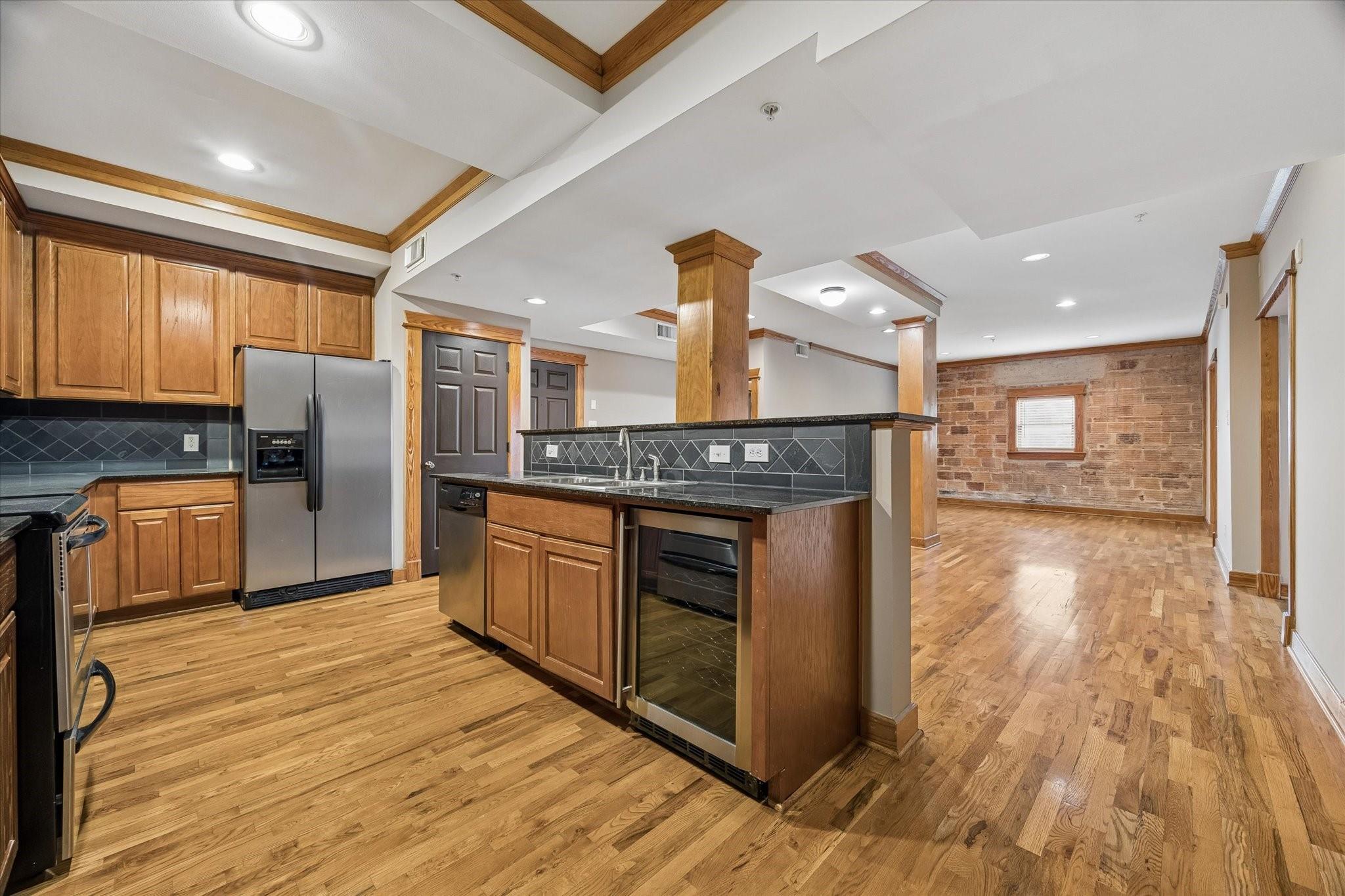 215 W Norma Street # 302