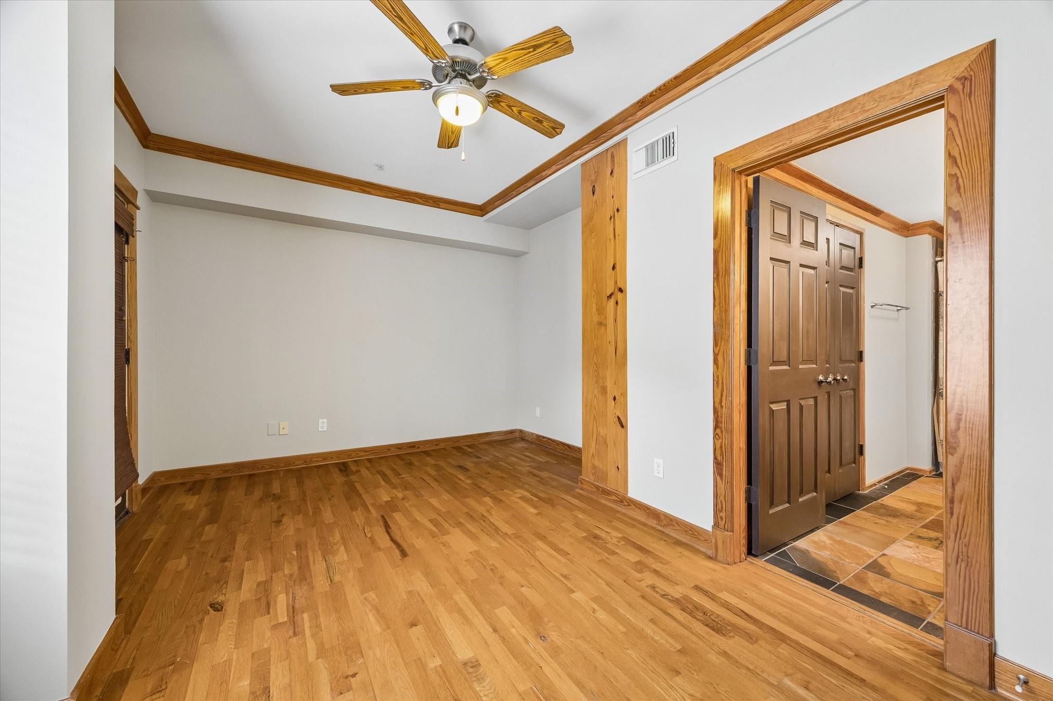 215 W Norma Street # 302