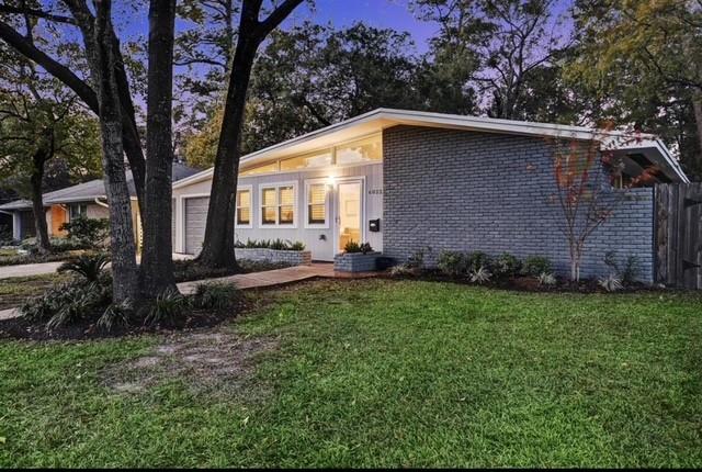 6022 Woodbrook Lane