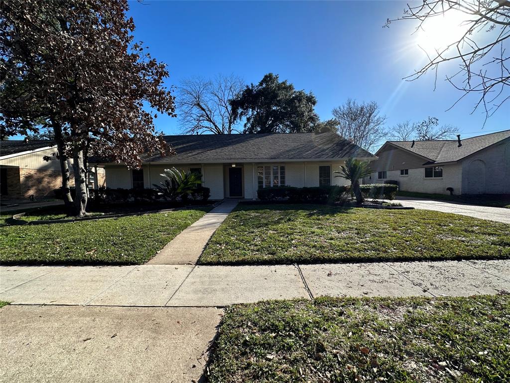 5815 Spellman Road