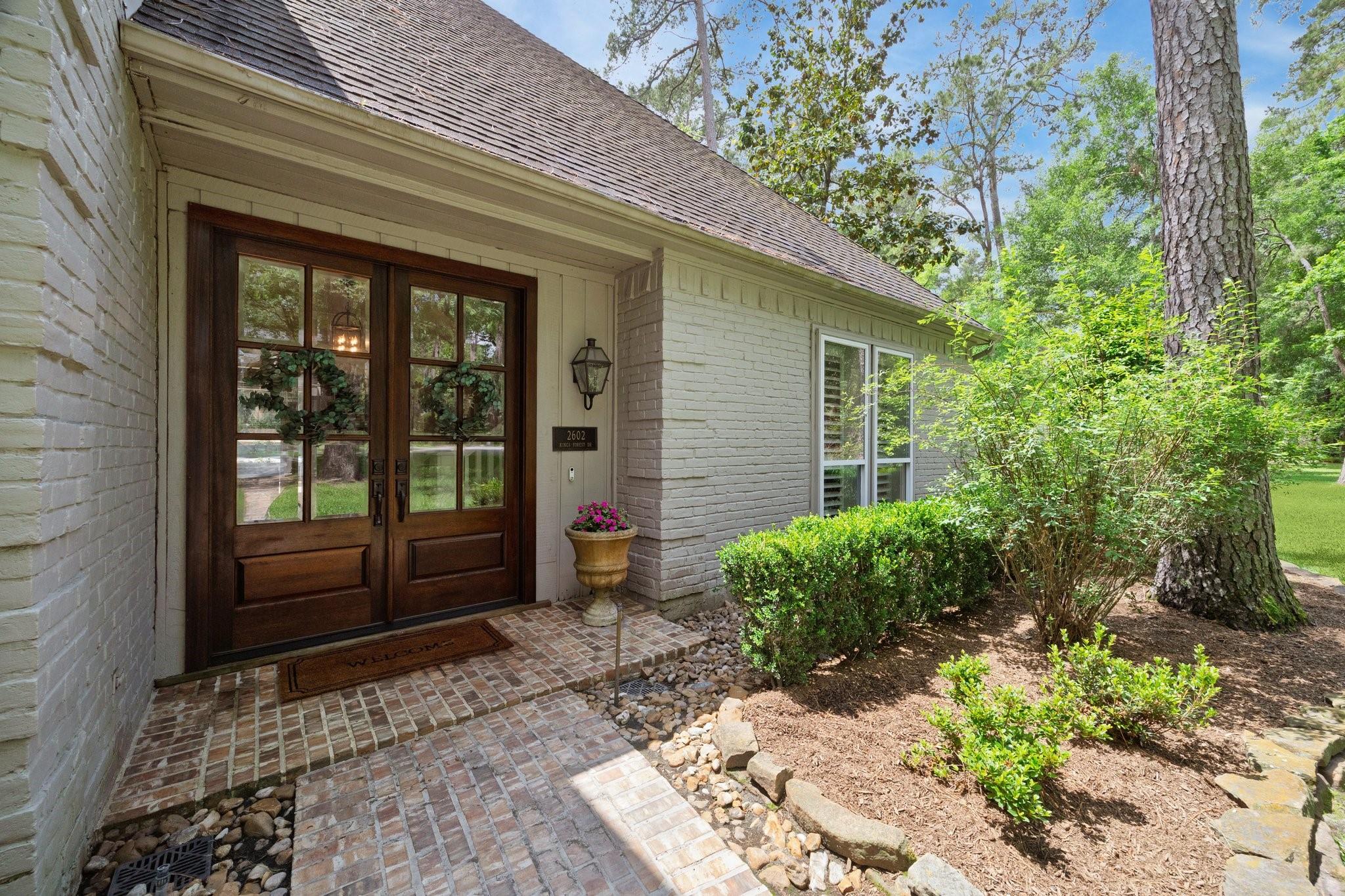 2602 Kings Forest Drive