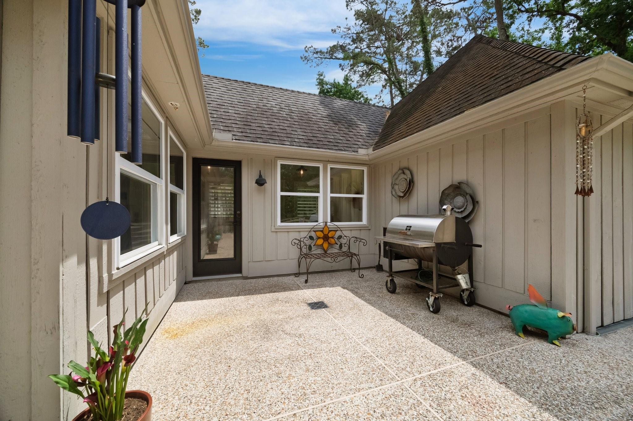 2602 Kings Forest Drive