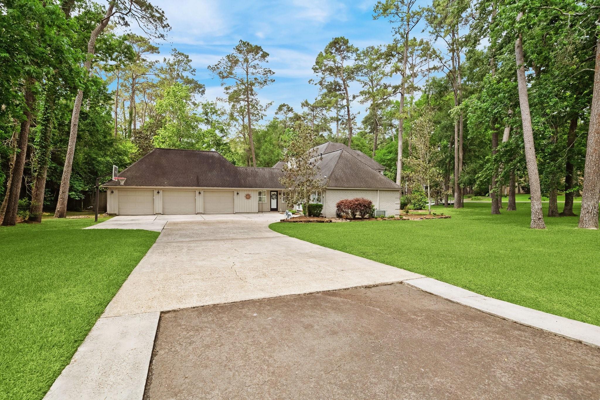 2602 Kings Forest Drive