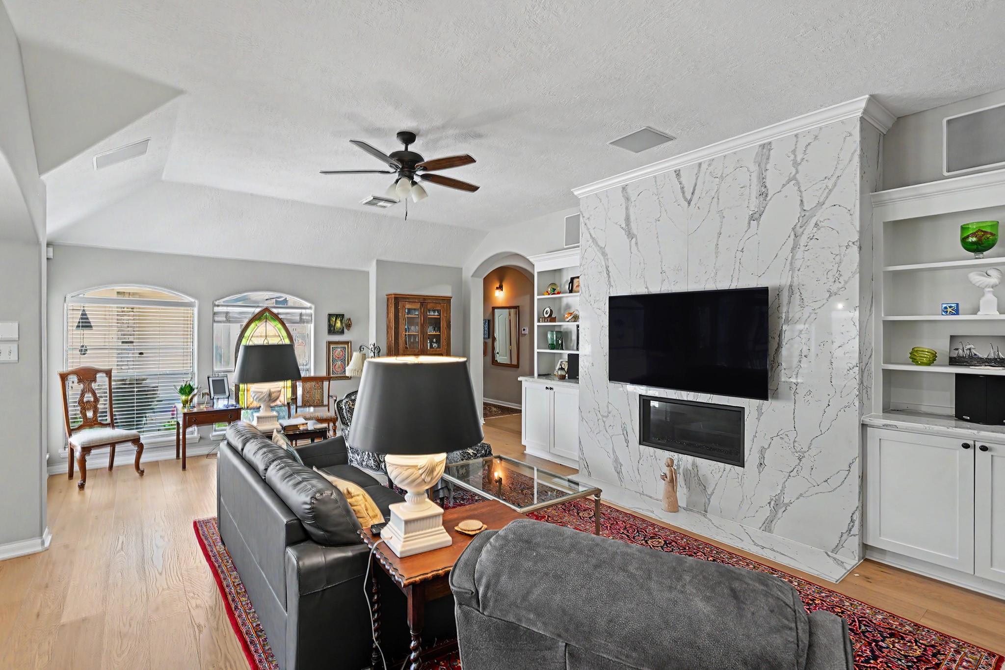 933 Mystic Village Lane