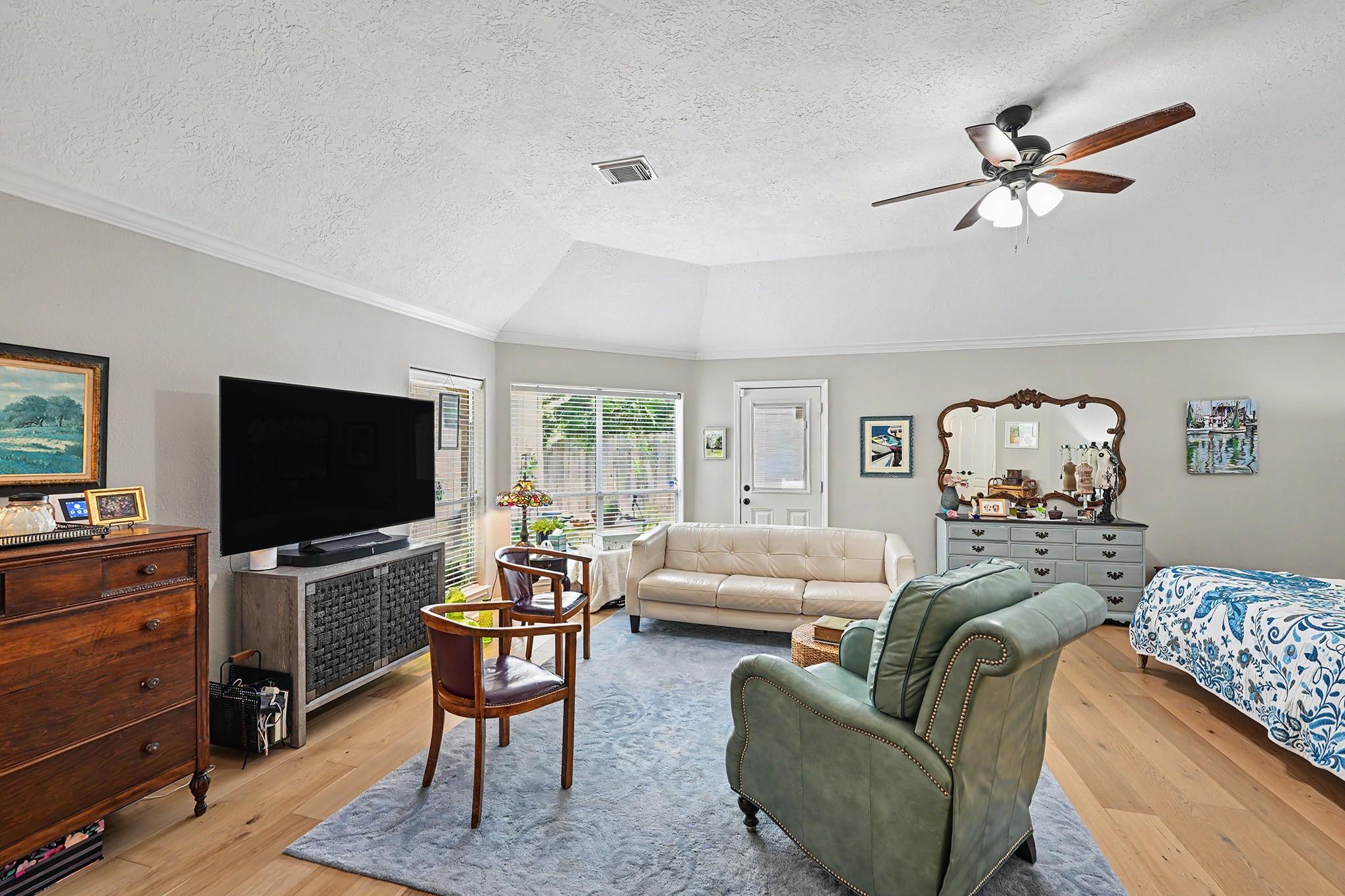 933 Mystic Village Lane